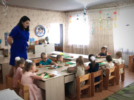 Методическое объединение "Цветные ладошки" Методическое объединение "Цветные ладошки".