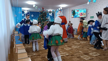 Новогодняя сказка в группе "Почемучки" Новогодняя сказка в группе "Почемучки".