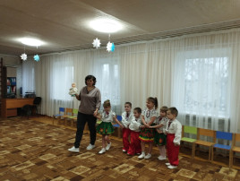 Русские народные подвижные игры Русские народные подвижные игры.
