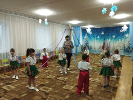 Русские народные подвижные игры Русские народные подвижные игры.
